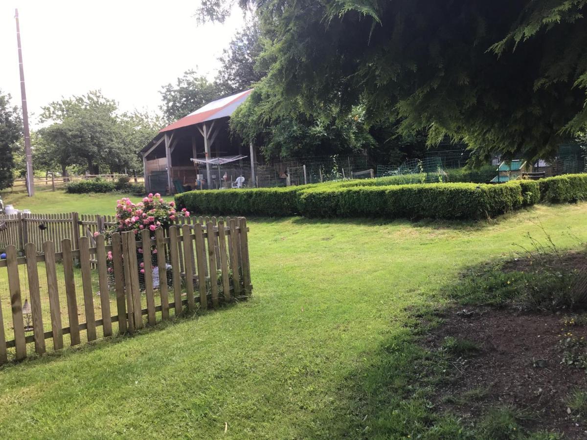 Apartmán Les Petits Champs Buais-les-Monts Exteriér fotografie