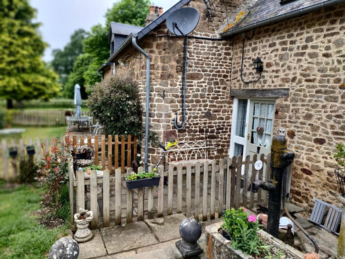 Apartmán Les Petits Champs Buais-les-Monts Exteriér fotografie